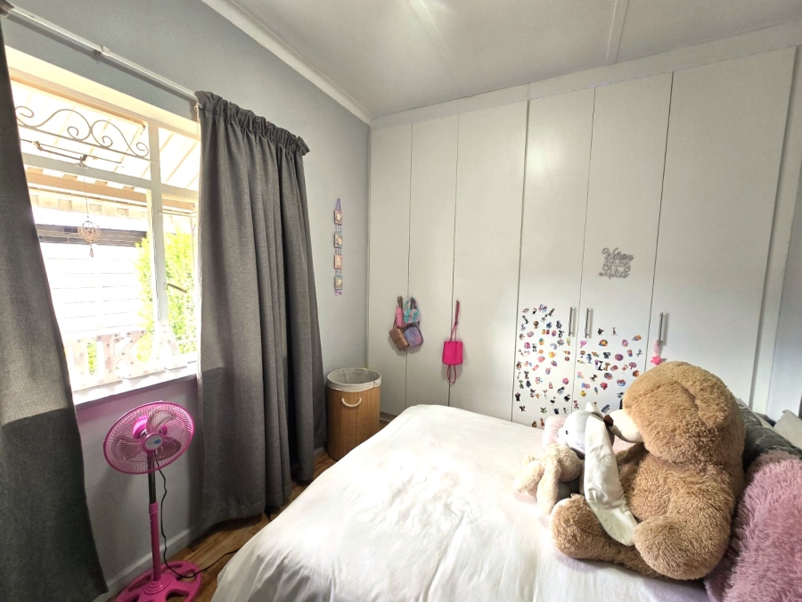 2 Bedroom Property for Sale in Paarl North Western Cape